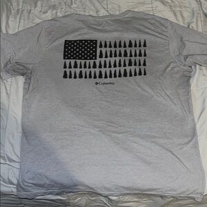 Grey Columbia T-Shirt With Trees